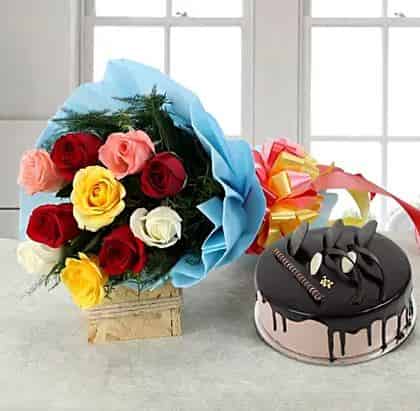 Mix Roses with Chocolate Cake