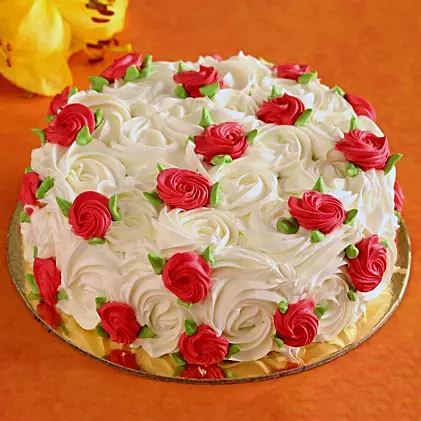 Designer Roses Cake
