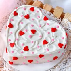 Hearty Frosting Cake