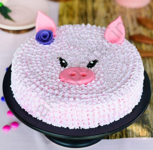 Creamy Pig Cake