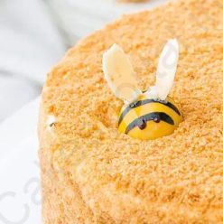 Designer Honey Bee Cake2