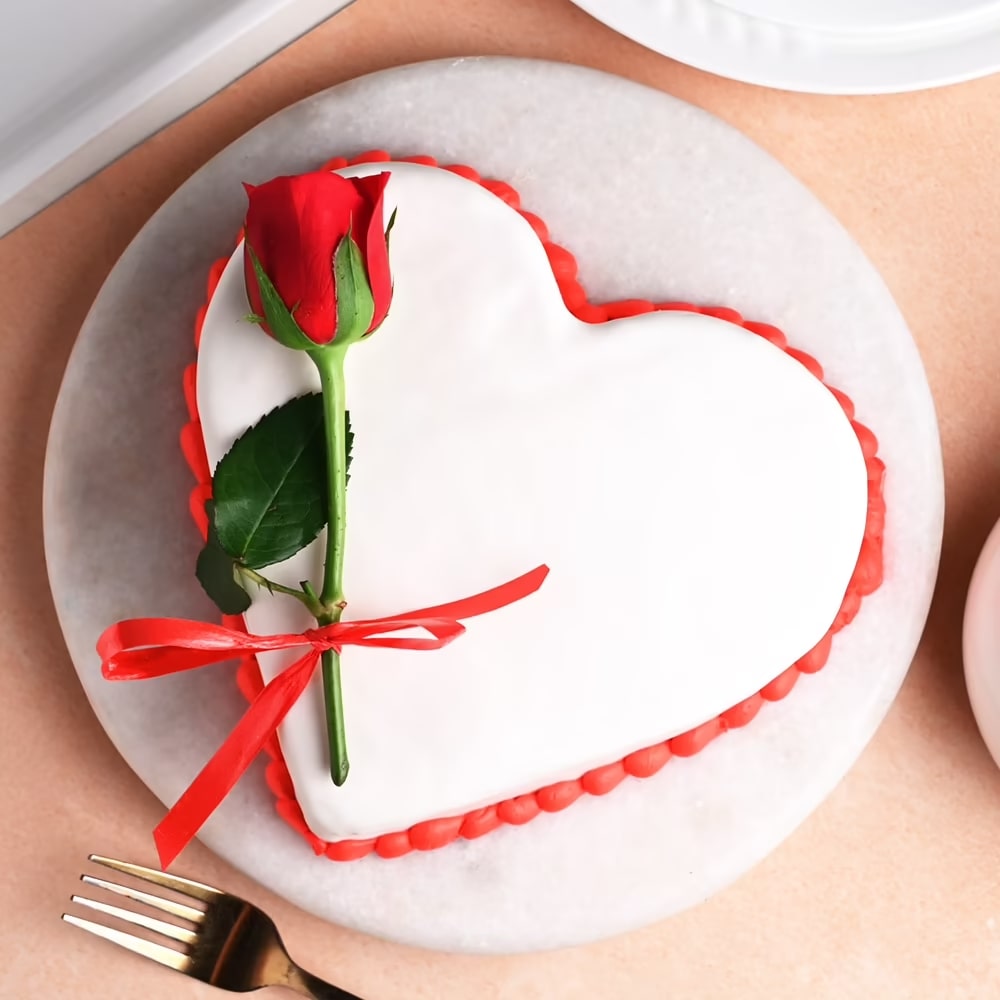 Heart Flower Fondant Cake - Free Home Delivery All Over Lahore