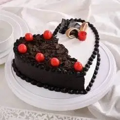 Heart chocolate vanilla cream cake
