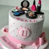 Fondant beauty cake