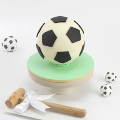Pinata FootBall Design Cake3