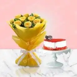 Velvety Cake with Yellow Roses