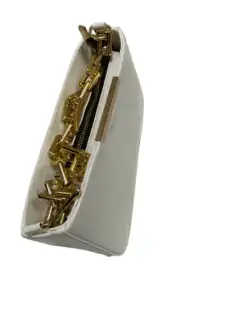 Chunky Chain White Purse - Image 4