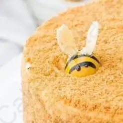 Alternative view of Designer Honey Bee Cake