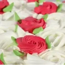 Designer Roses Cake - Image 4