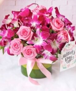 Fragrance Arranged in a Vase for Mom