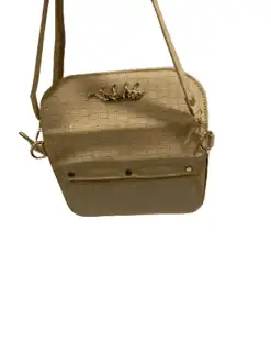 Hanging Creamy Clutch Purse - Image 4