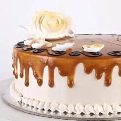 Rose Caremel Cake1