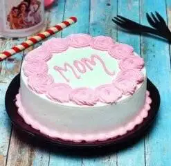 Rosy Strawberry Mom Cake