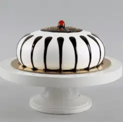 Alternative view of Round shape black forest cake