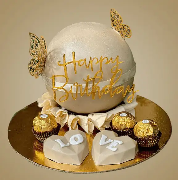 1 Kg Butterfly Pinata Cake