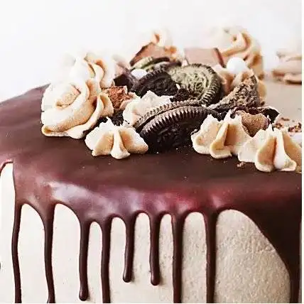 Anniversary Choco Fudge Cake - Image 3