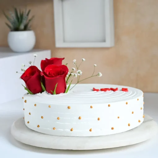 Fresh Roses On Pineapple Cake - Image 2