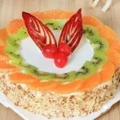 Alternative view of Tasty Mix Fruit Cake