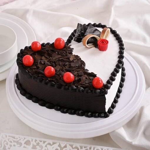 squ heart shaped black forest vanilla cake0039hbfv A 1