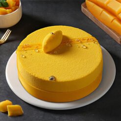 Decadent Mango Cream Cake: A Tropical Dessert Delight