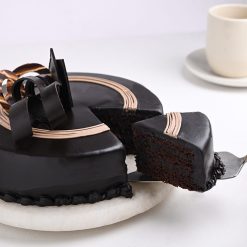 Rich Chocolate Truffle Dessert Cake