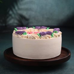 Vanilla rosette cake gallery view