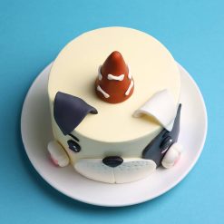 Playful Pup cake detail