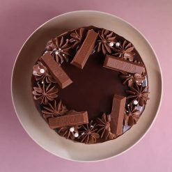 KitKat Swirl Chocolate Drizzle Cake - Image 2