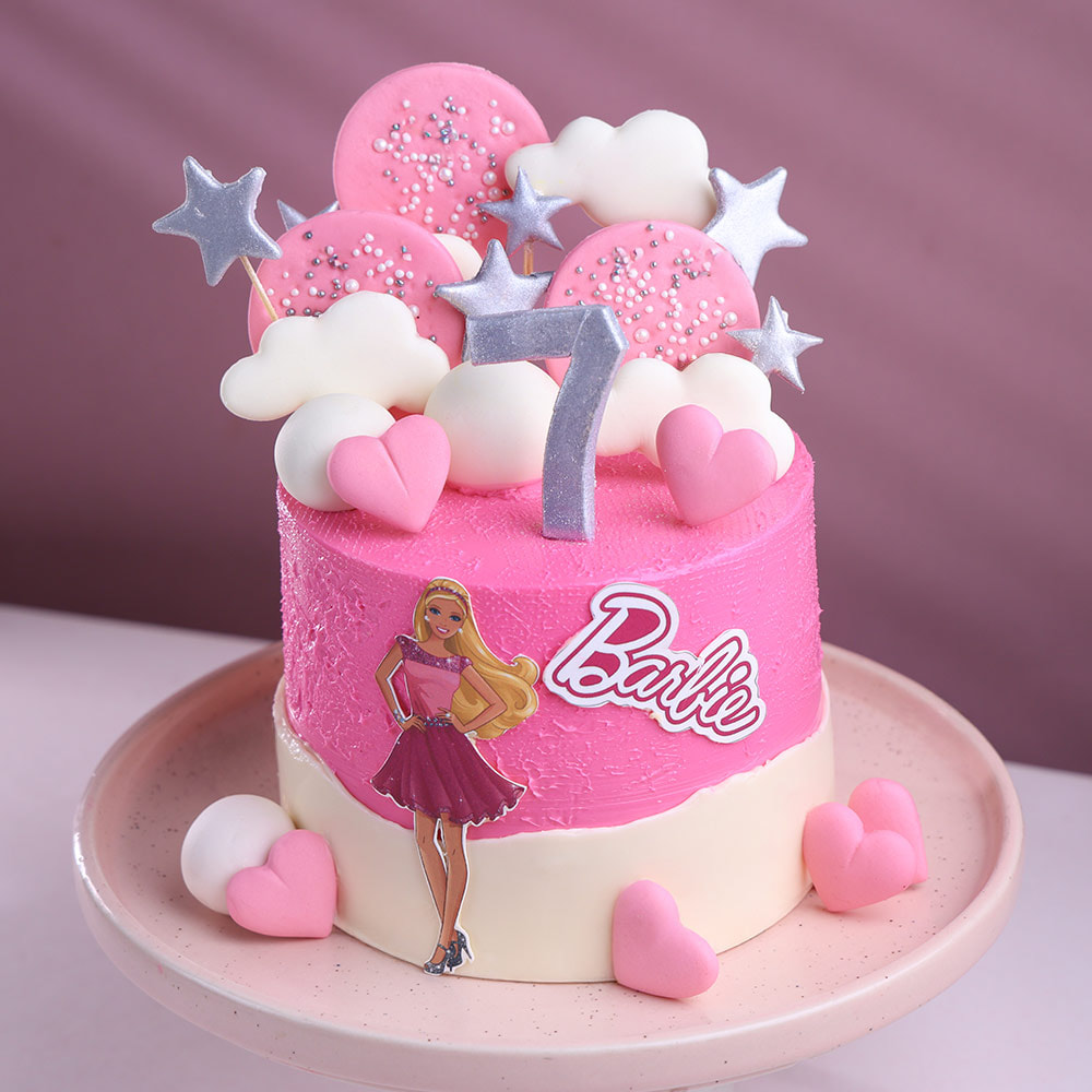 Cloudy Barbie dream birthday cake main view